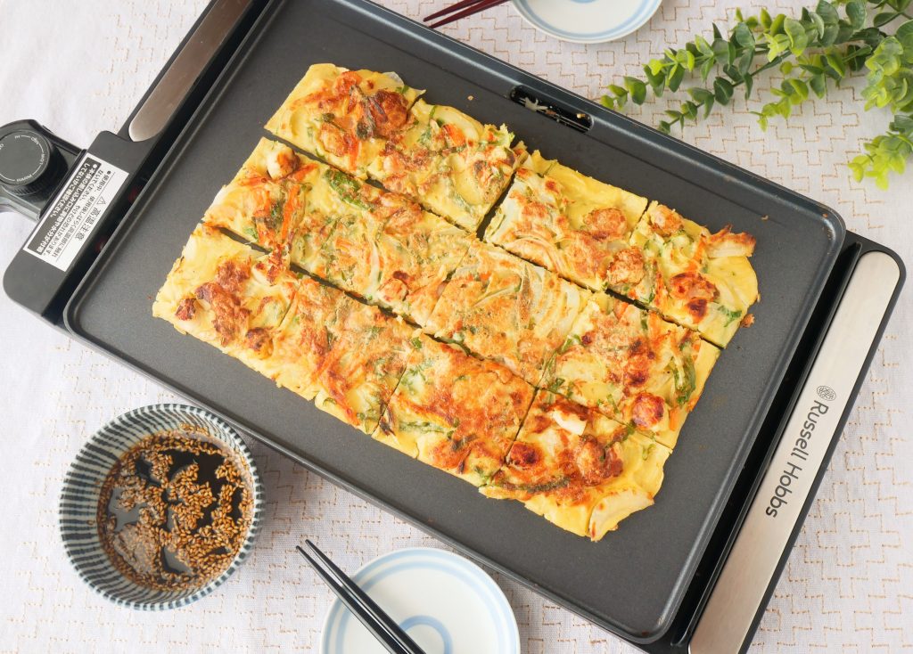 ベーシックホットプレートで焼いたシーフードと大葉のチヂミ