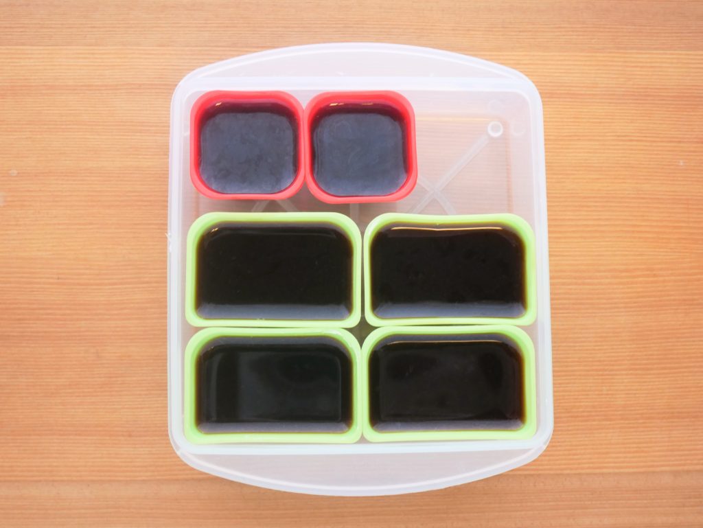製氷機に入ったコーヒー