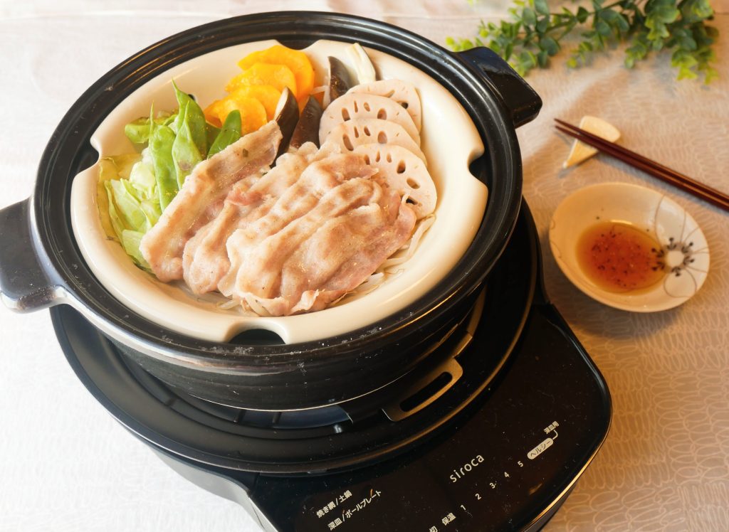 おうちいろりで作った豚肉と野菜のせいろ蒸し風