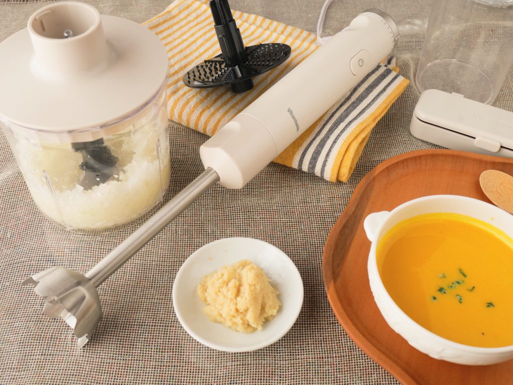 ハンドブレンダー VHB-30と細かくした生姜と玉ねぎ、かぼちゃポタージュ