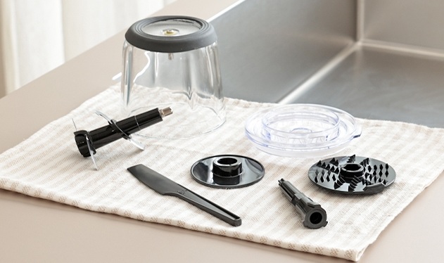 フードプロセッサーの各パーツを洗った様子