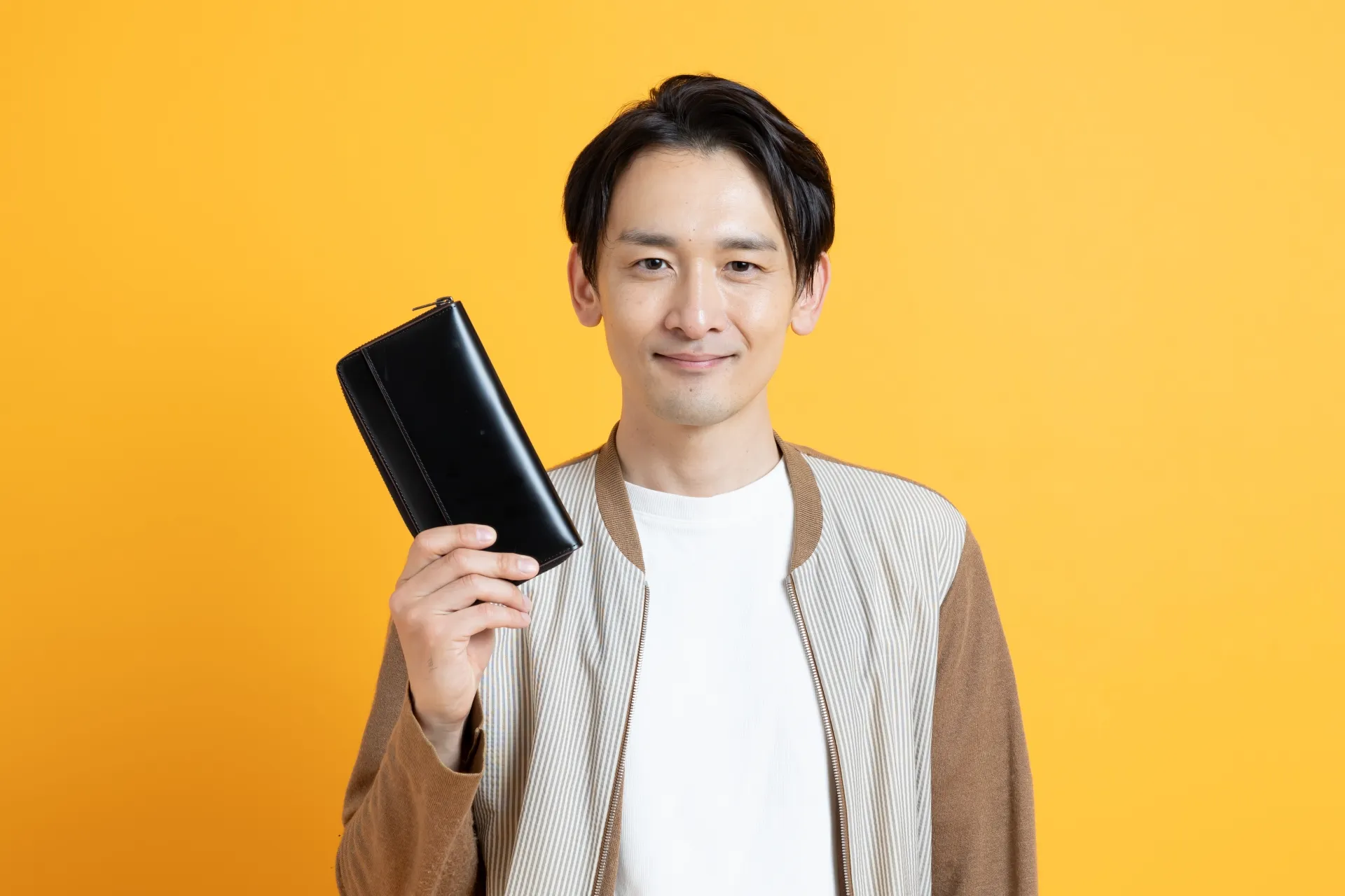 アメックスプラチナ　年収