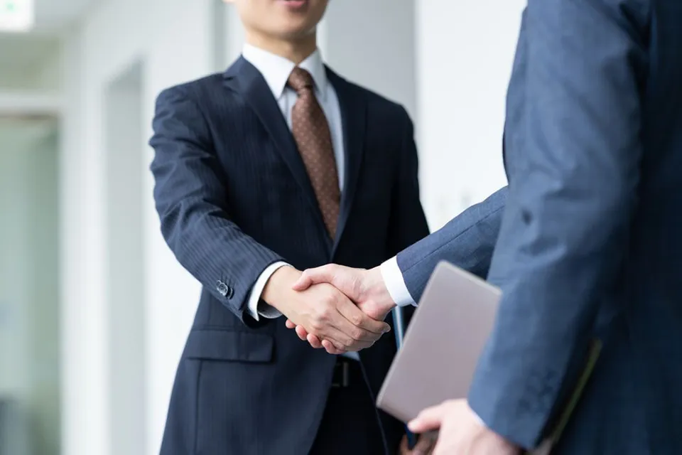 ウェルビーイング経営とは？「測る」と「動かす」で感謝が満ちる組織を目指す