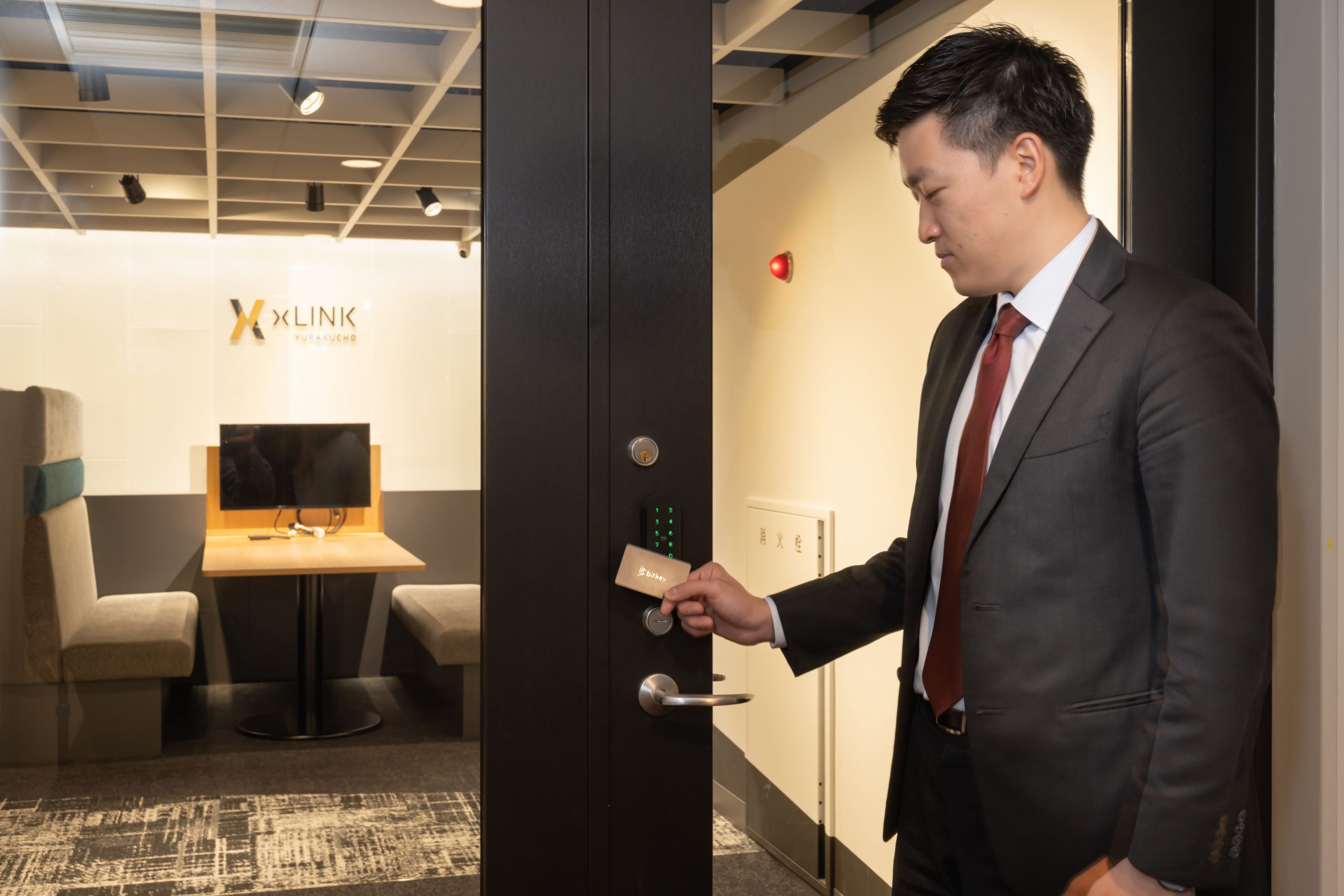 ビットキーのbitlock PROとworkhub、 三菱地所のシェアオフィス「xLINK