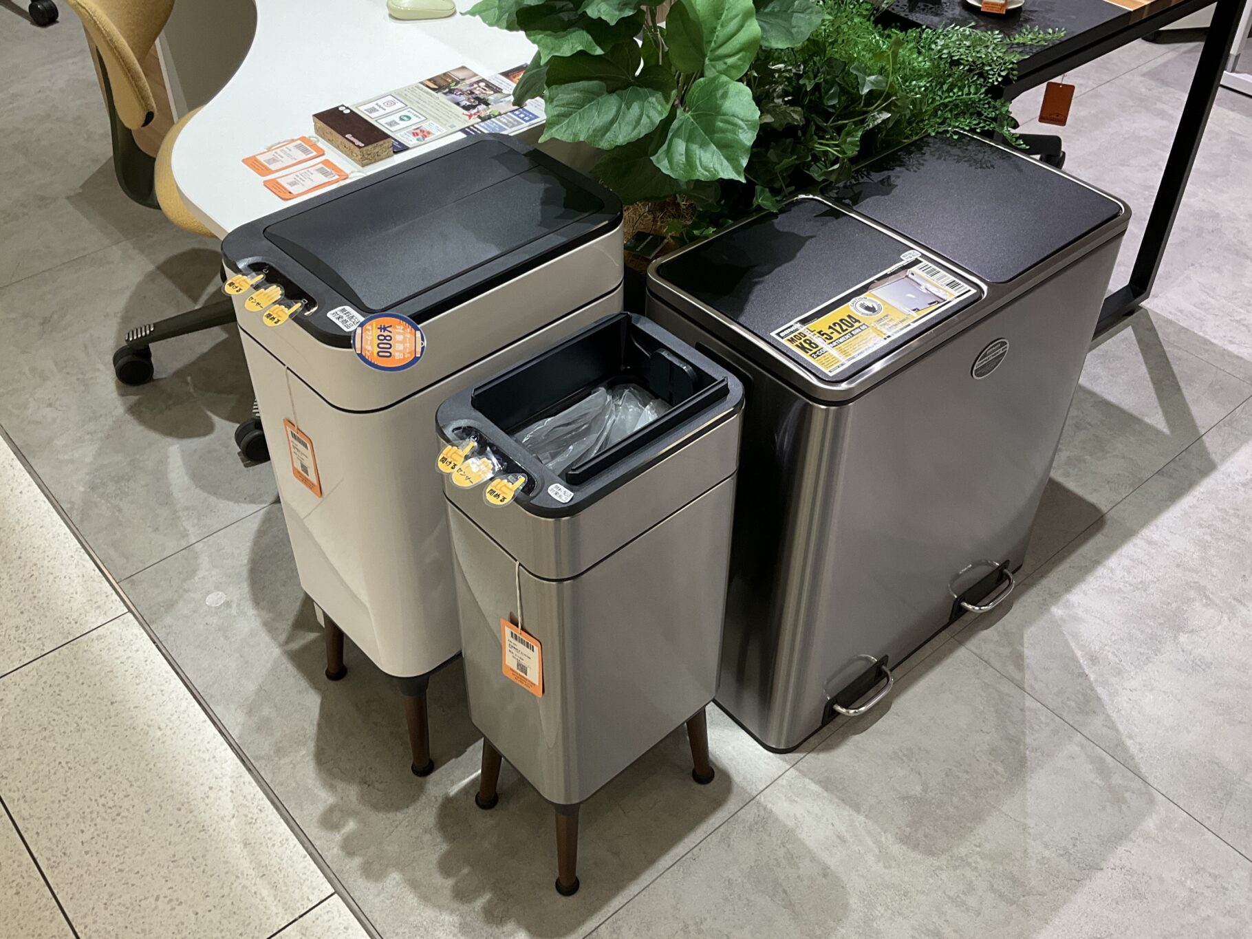 かっこ様 ゴミ箱完成品 GARAGEのゴミ箱特集🗑️ | ouchi GARAGE STAFF BLOG