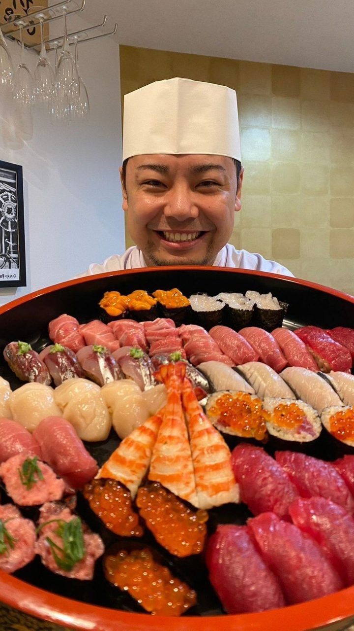 坂の途中のお寿司屋さん